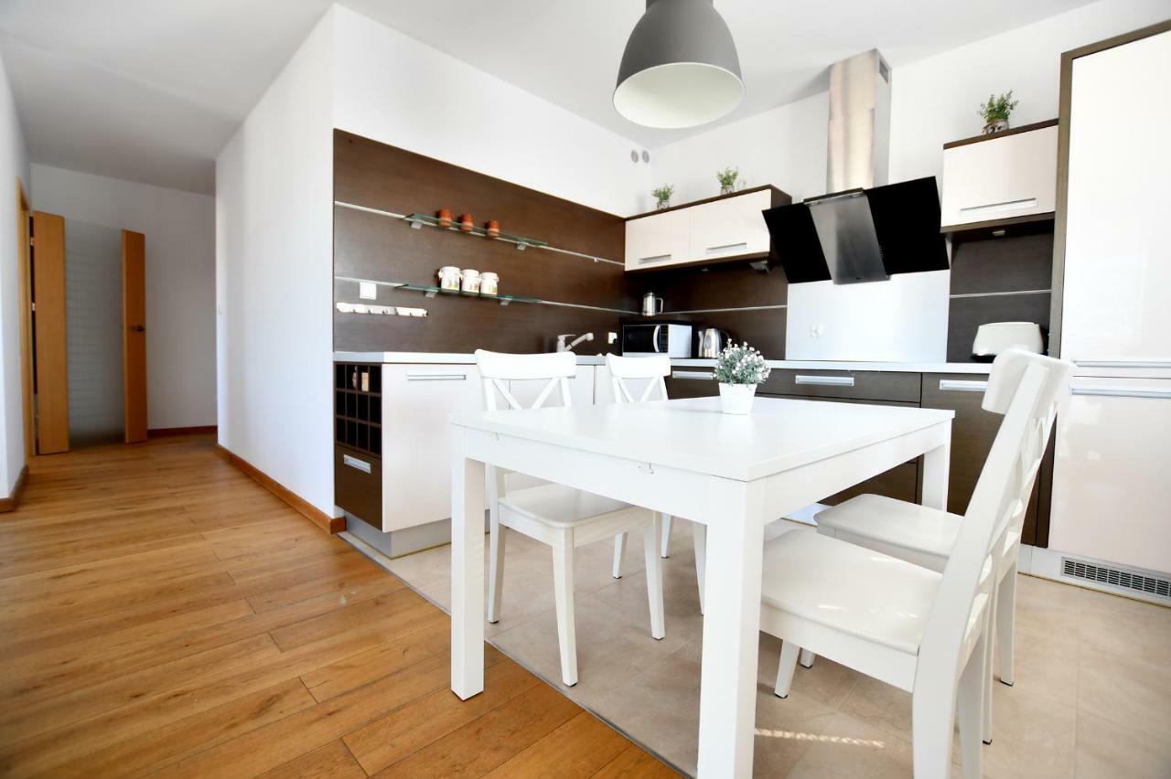 Apartamenty Navigator-Portowa 28 Kołobrzeg Buitenkant foto