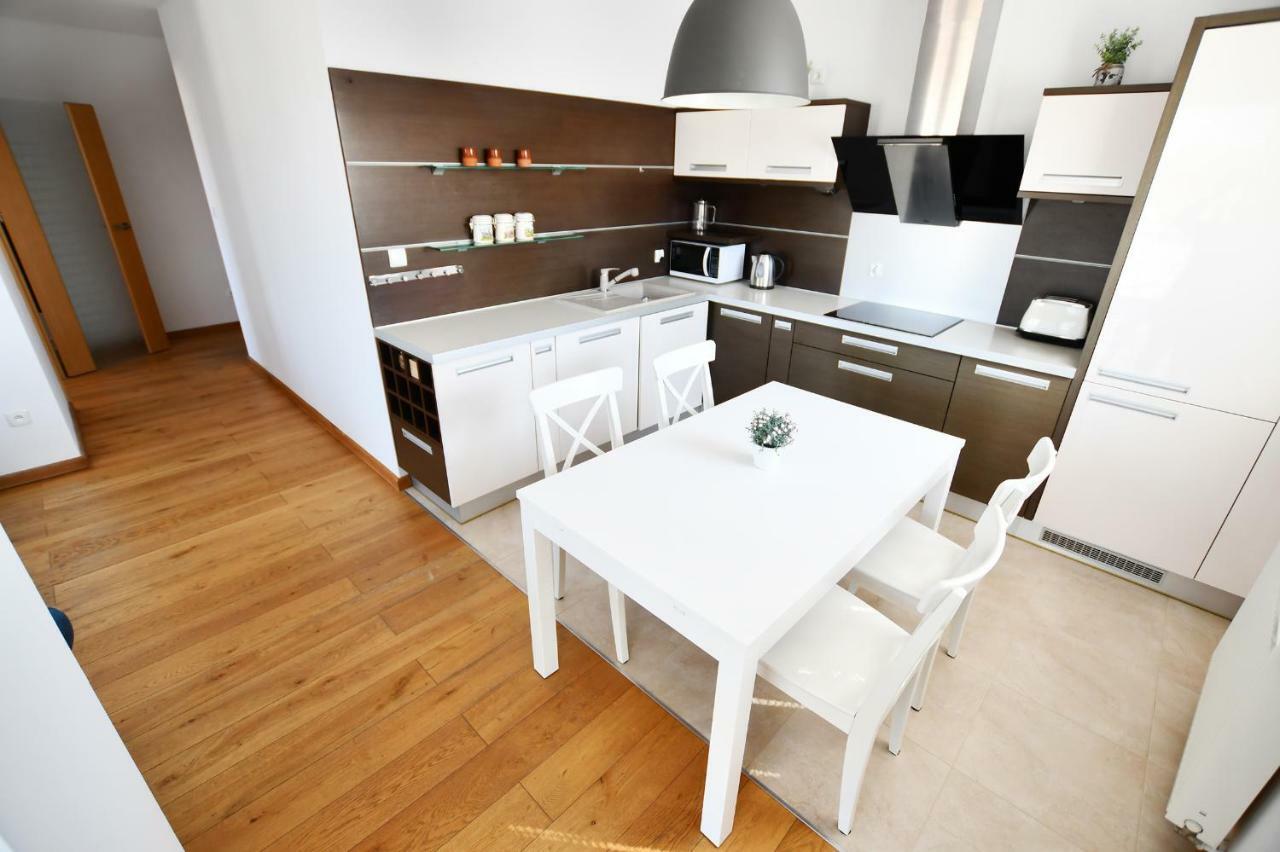 Apartamenty Navigator-Portowa 28 Kołobrzeg Buitenkant foto